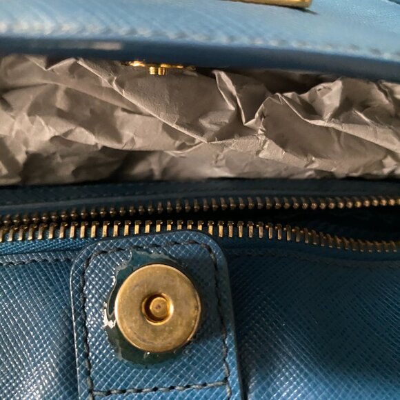 Prada Saffiano bag in blue - Picture 9 of 10